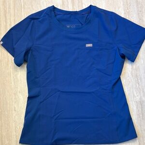FIGS Bretten Slim Crewneck Scrub Top | Size M | Washed Never Worn